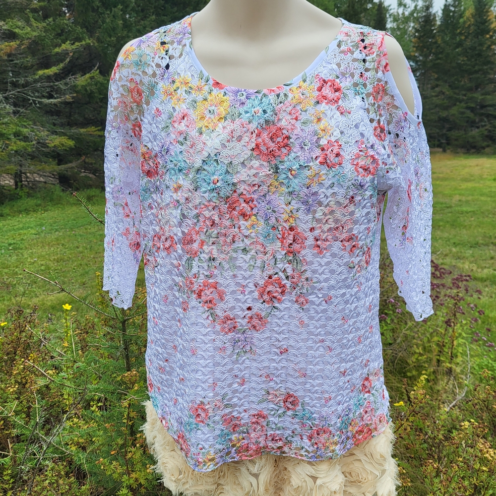 "Delicate Lace" Floral Cold Shoulder Top